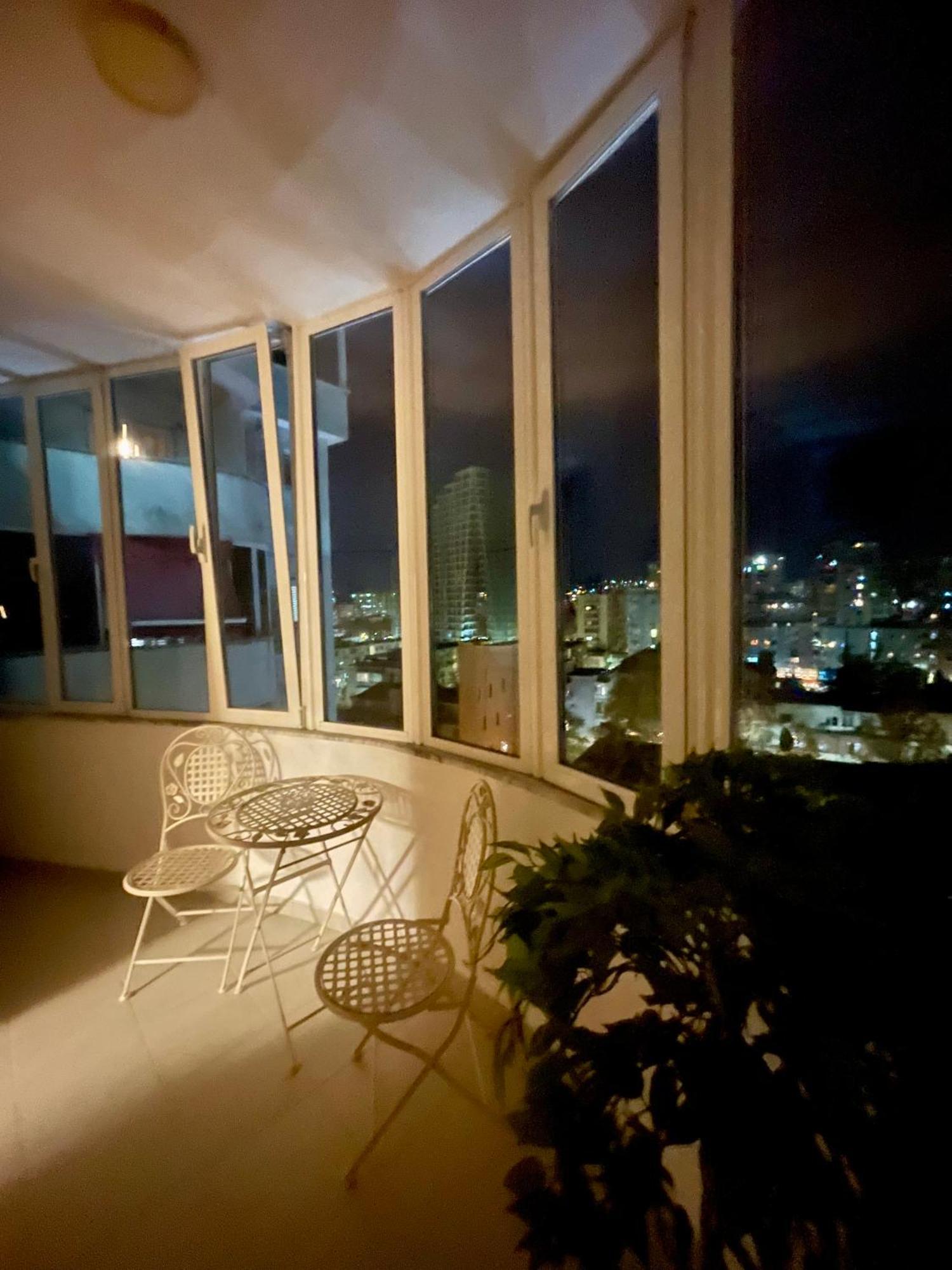 Deoni Apartment Luxury Тирана Екстер'єр фото