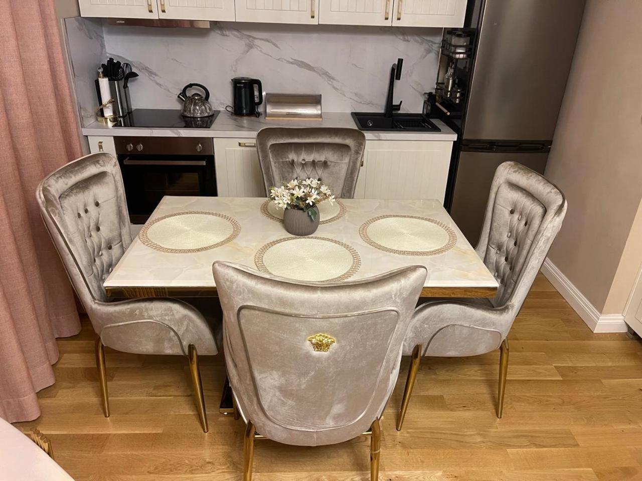 Deoni Apartment Luxury Тирана Екстер'єр фото