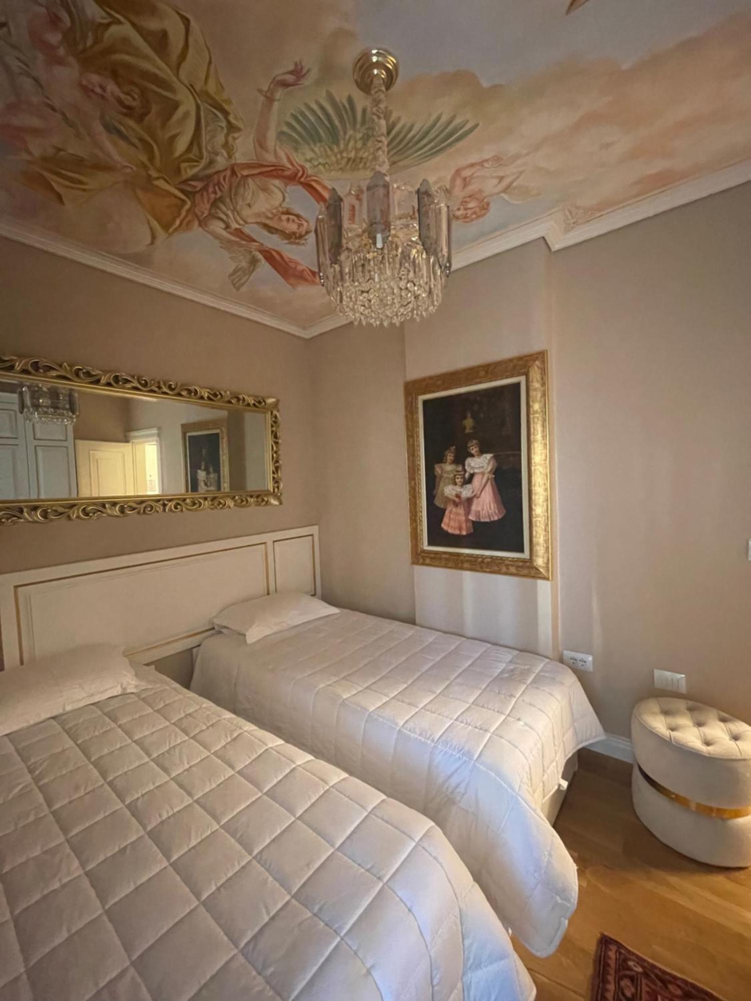 Deoni Apartment Luxury Тирана Екстер'єр фото